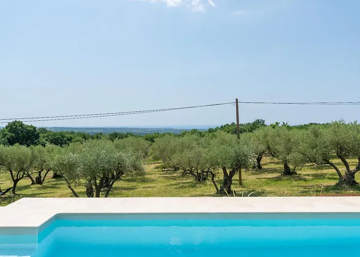 Christall Villa Kaštelir