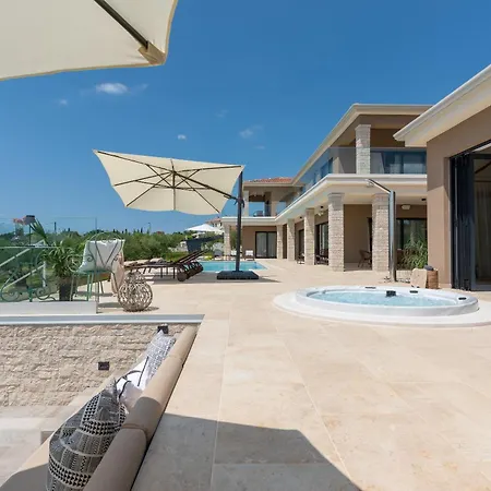 Christall Villa