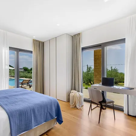 Villa Christall *