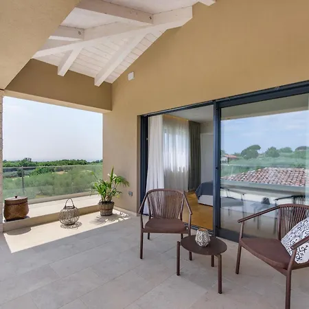 Christall Villa Kastelir